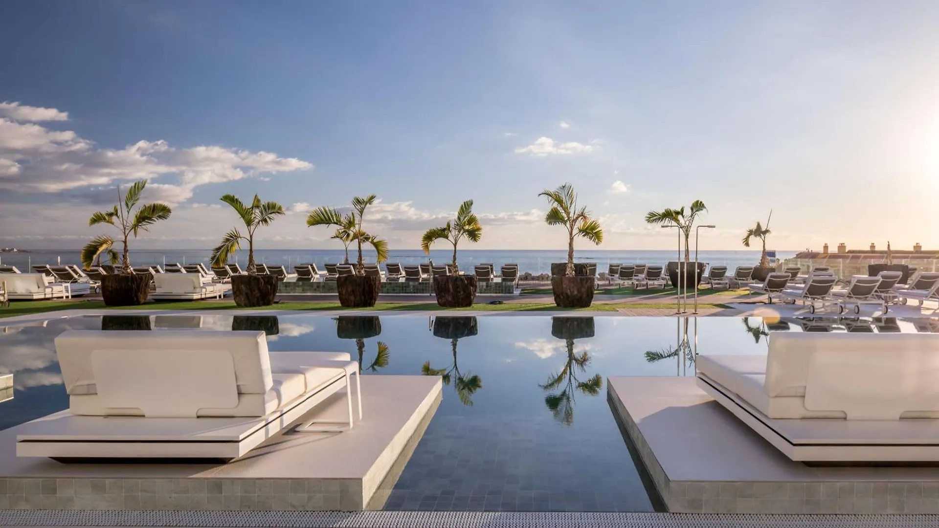 Royal Hideaway Corales Suites (Adults Only) Costa Adeje  5*, Costa Adeje (Tenerife)